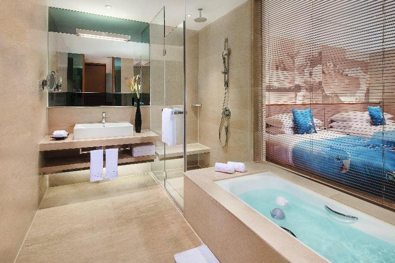 Фото Crowne Plaza Beijing Sun Palace