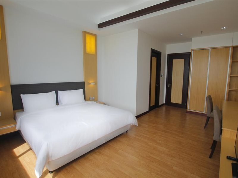 Фото Bay Resort Condominium Diamond Tower