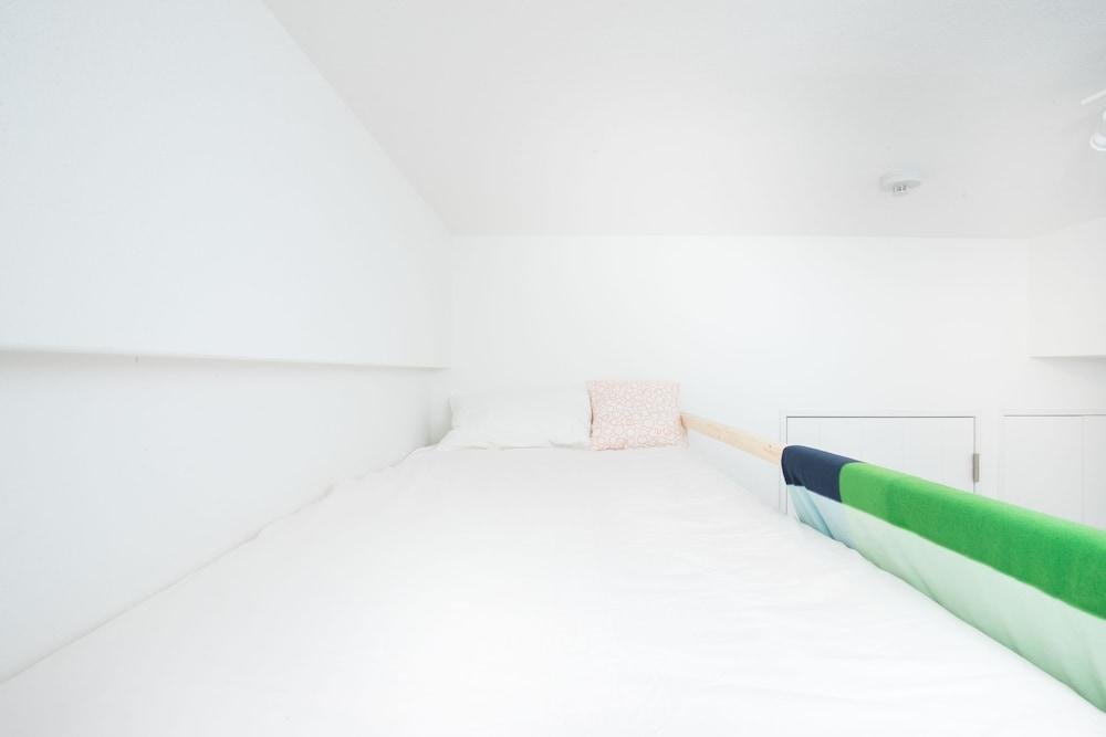 Фото Uro apt Tsuruhashi station