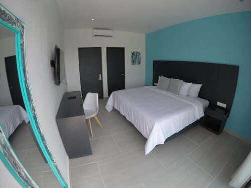 Гостиница Hotel V10 Playa del Carmen