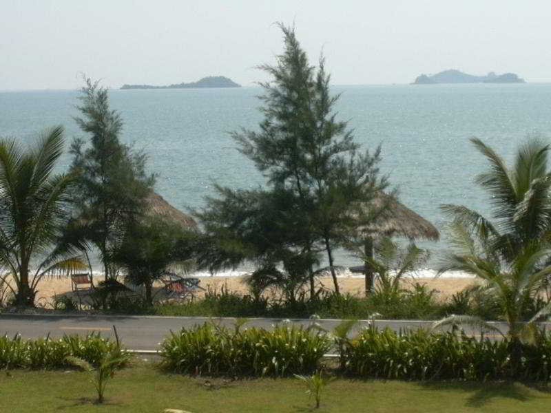 Фото Ruen Thai Rim Haad Resort