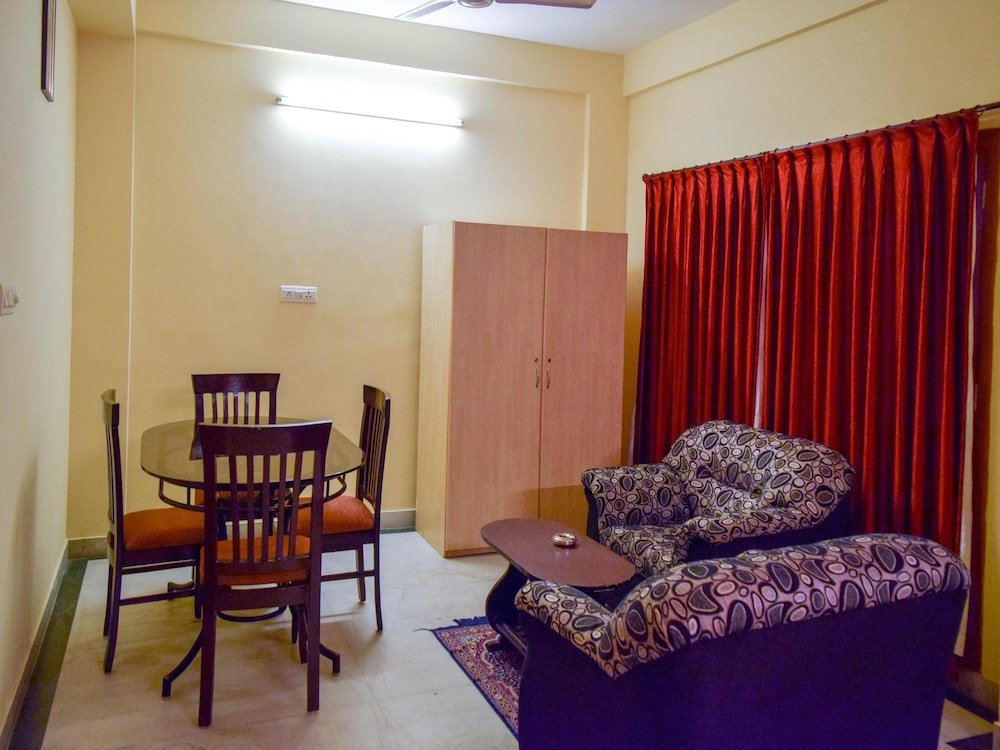 Фото Oyo 431 Hotel Maple Green Deluxe