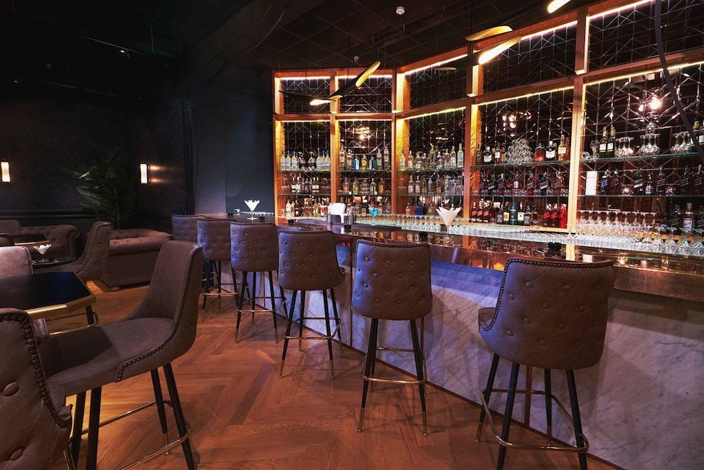 Фото New President Hotel