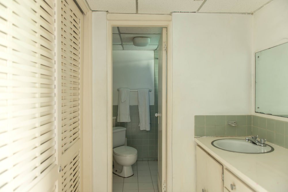 Фото Garden Beach Studios at Montego Bay Club