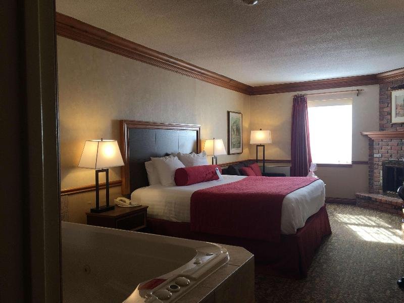 Фото Best Western Parkway Inn & Conference Centre