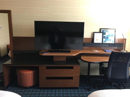 Фото Fairfield Inn & Suites Jeffersonville I-71