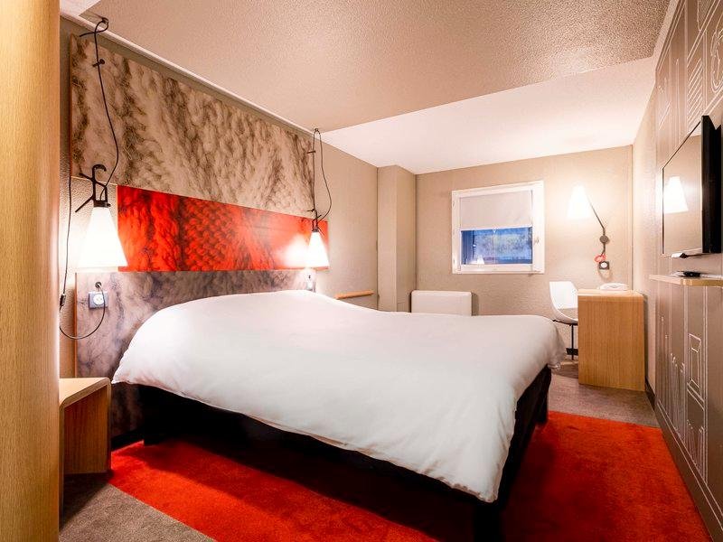 Фото Ibis Bordeaux Centre Meriadeck