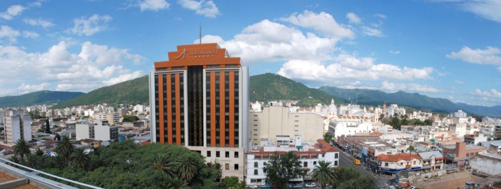 Фото Alejandro i Hotel