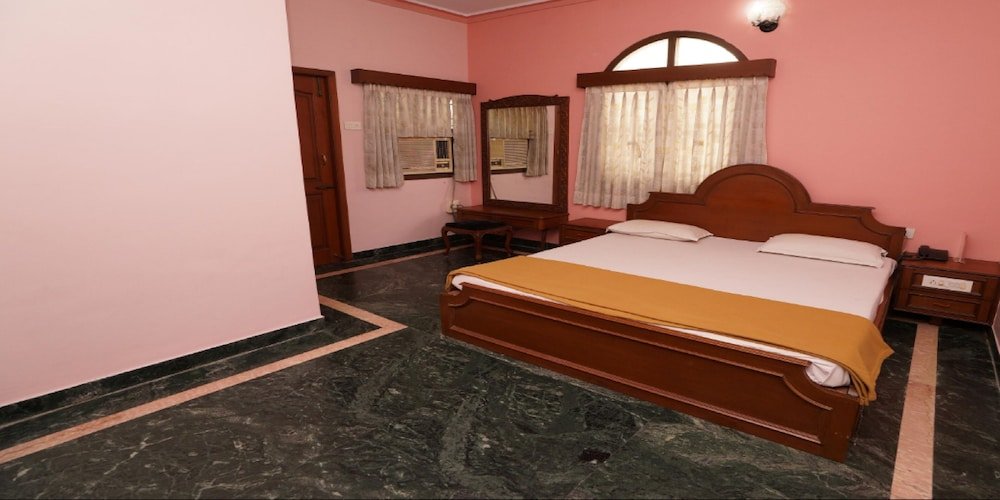 Фото Гостевой дом Lloyds Krishna Street T. Nagar