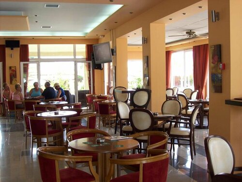 Гостиница Thomas Bay Hotel в Агиосе-Стефаносе