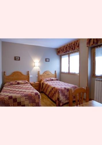 Фото Hostal Valle de Tena