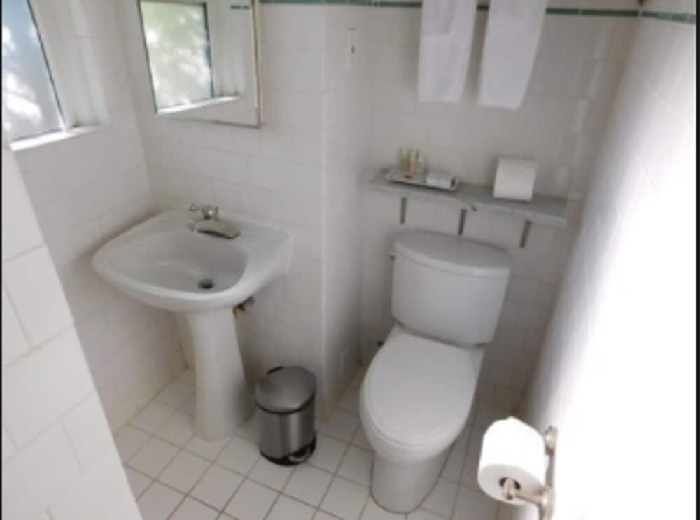 Фото Brentwood Inn