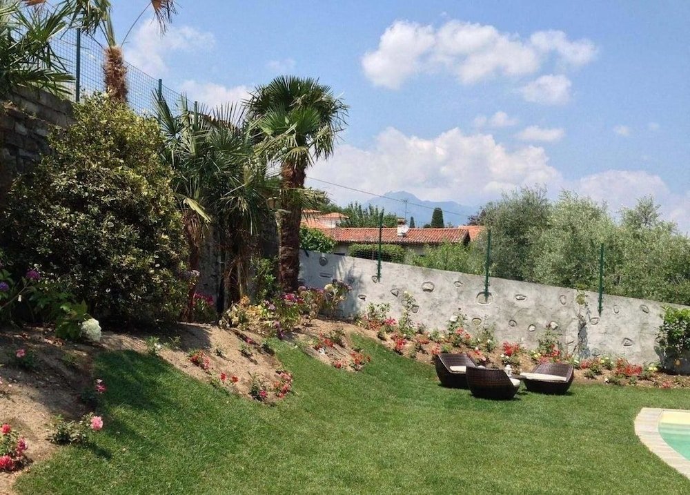 Фото Charming Bellagio Boutique Hotel