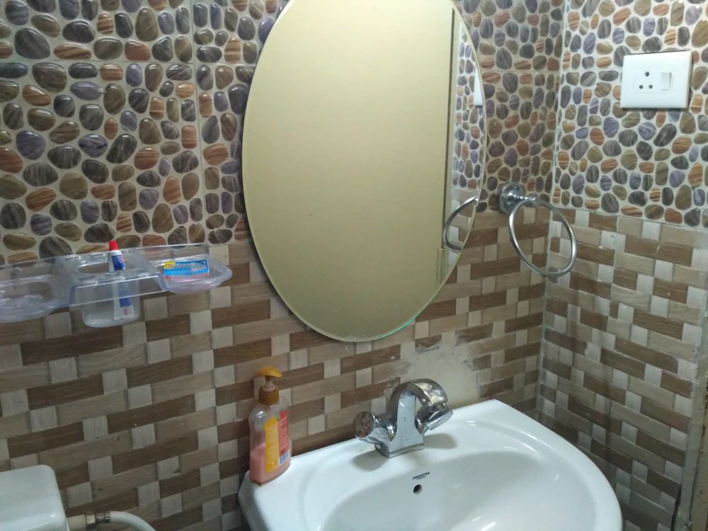 Фото Valencia Hospitality Service Apartments