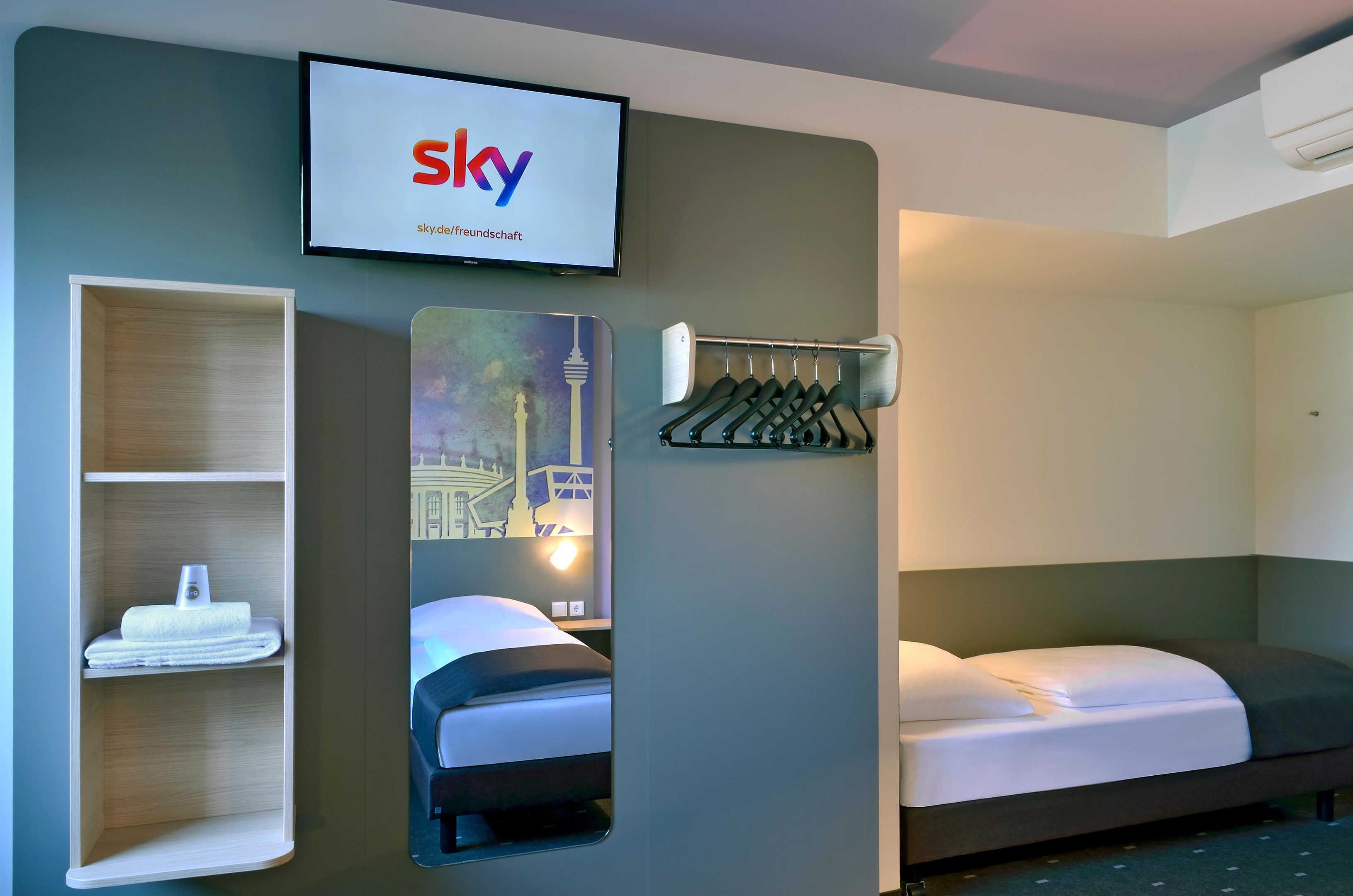 Фото B&b Hotel Stuttgart-Vaihingen