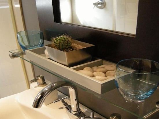 Фото Four Rosmead