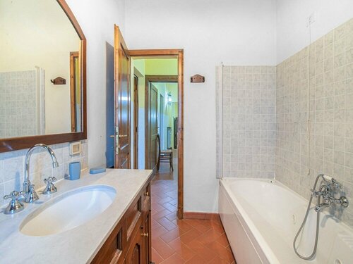 Гостиница Boutique Villa in Montalcino With Private Pool в Монтальчине