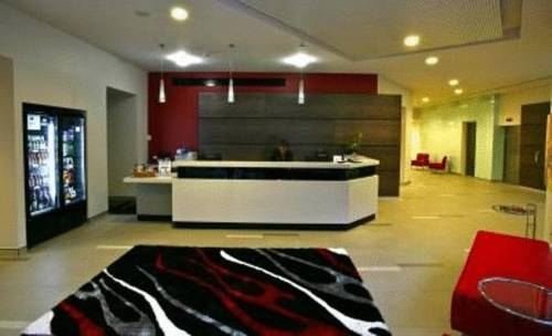 Фото The Colmslie Hotel