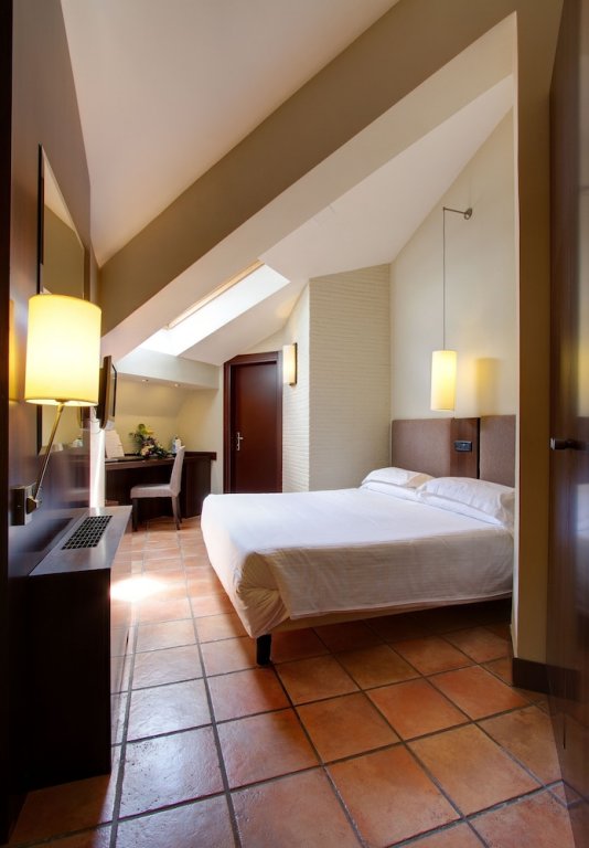 Фото Th Roma - Carpegna Palace