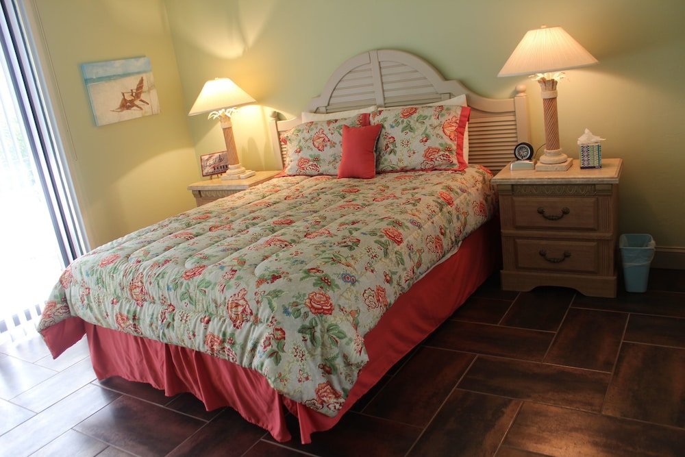 Фото 1800 Atlantic Suites