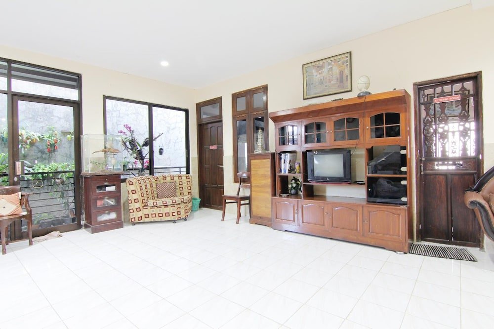 Фото Grand Puri Saron Yogyakarta