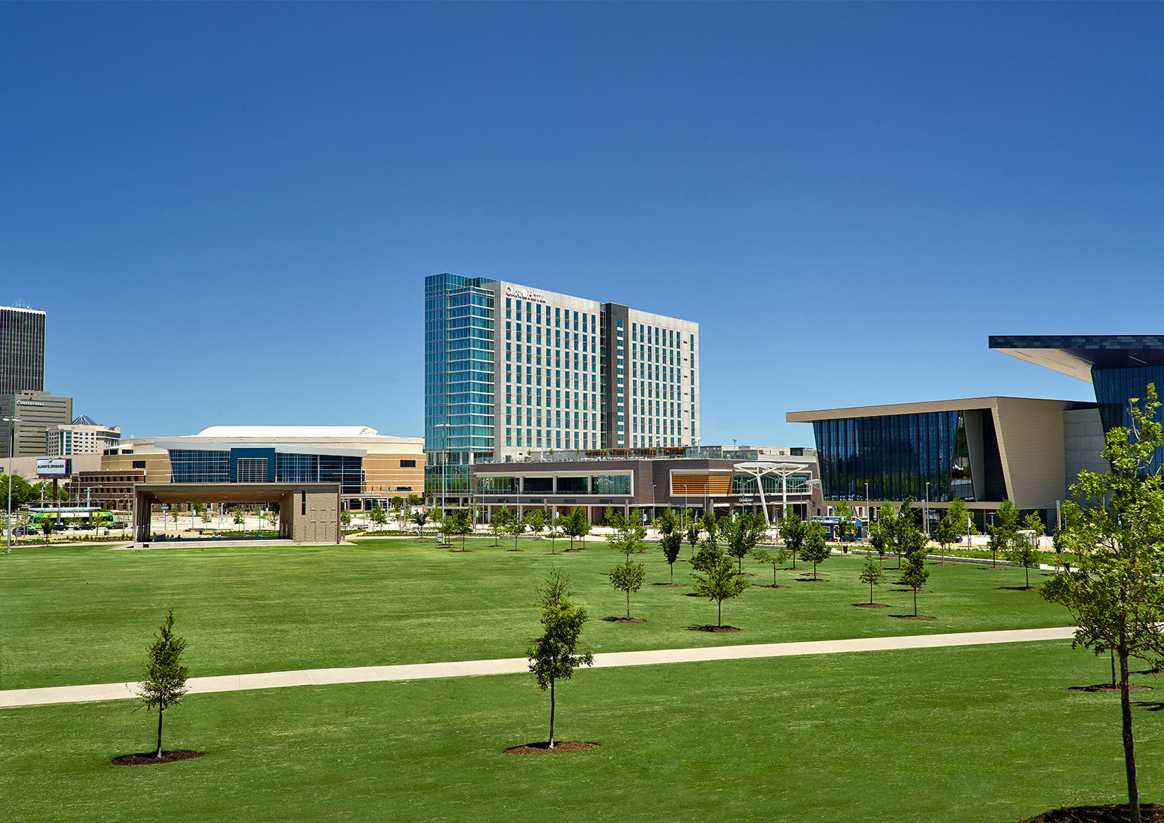 Фото Omni Oklahoma City Hotel