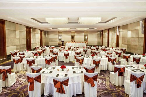 Гостиница Holiday Inn New Delhi Mayur Vihar Noida, an Ihg Hotel в Дели