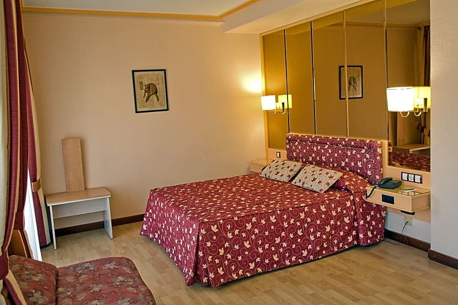 Фото Tibur Hotel