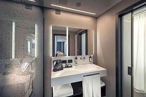 Фото J44 Lifestyle hotel