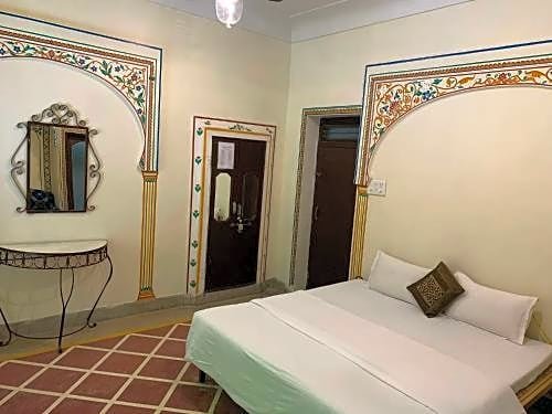 Фото Vinayak Guest House