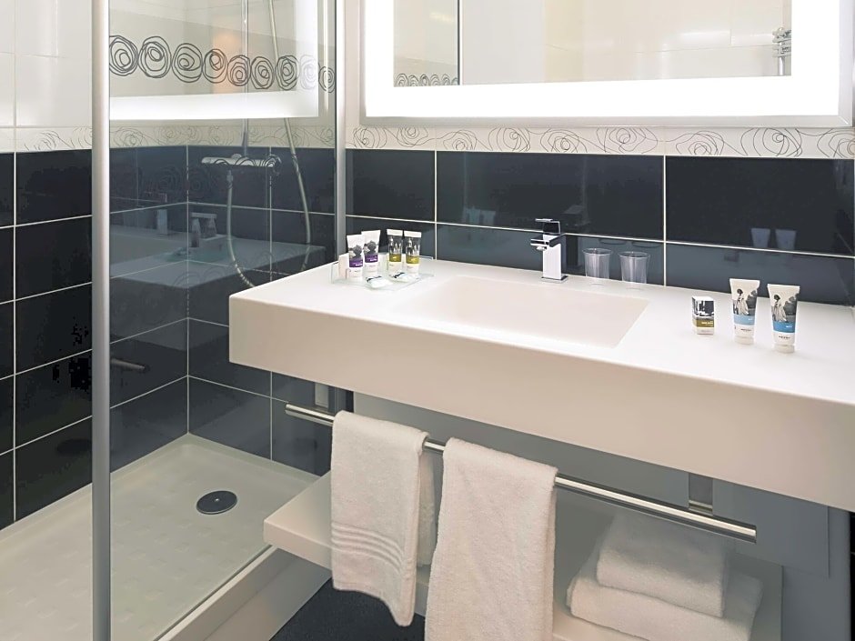 Фото Mercure Lyon Centre Charpennes Parc de la Tête d'Or