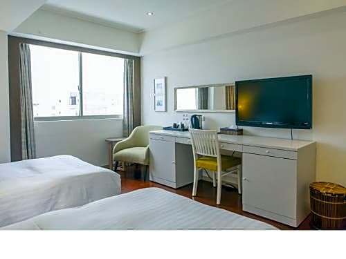 Фото Taitung Bali Suites Hotel