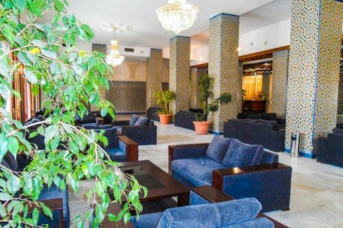 Гостиница Hotel Les Zianides в Тлемсене