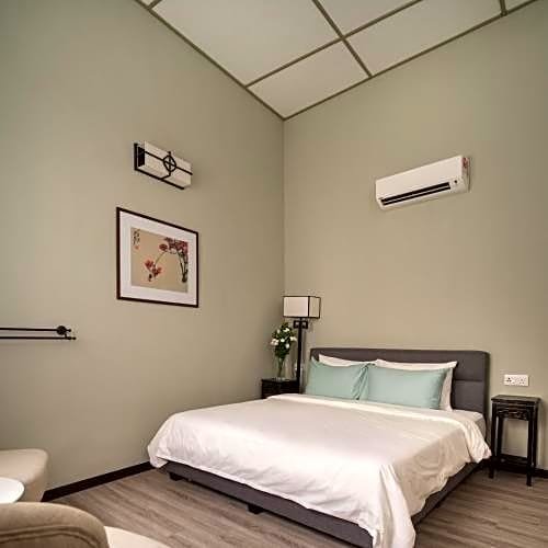 Фото Carnarvon House