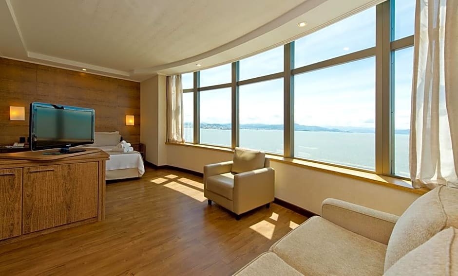 Фото Majestic Palace Hotel