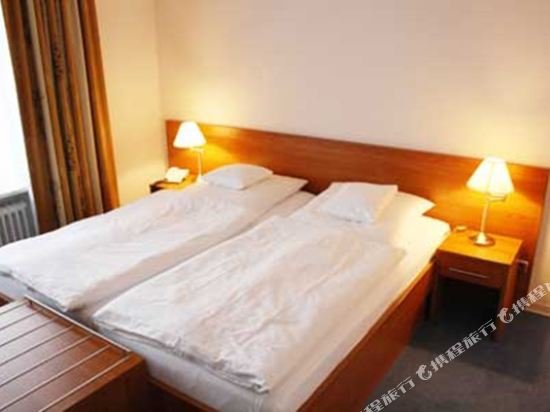 Фото Hotel Konig-Stuben