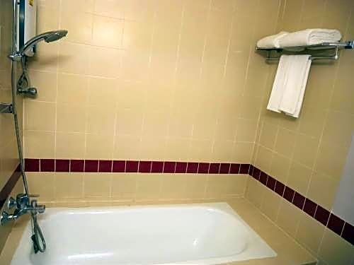 Фото Drop Inn Bangkok