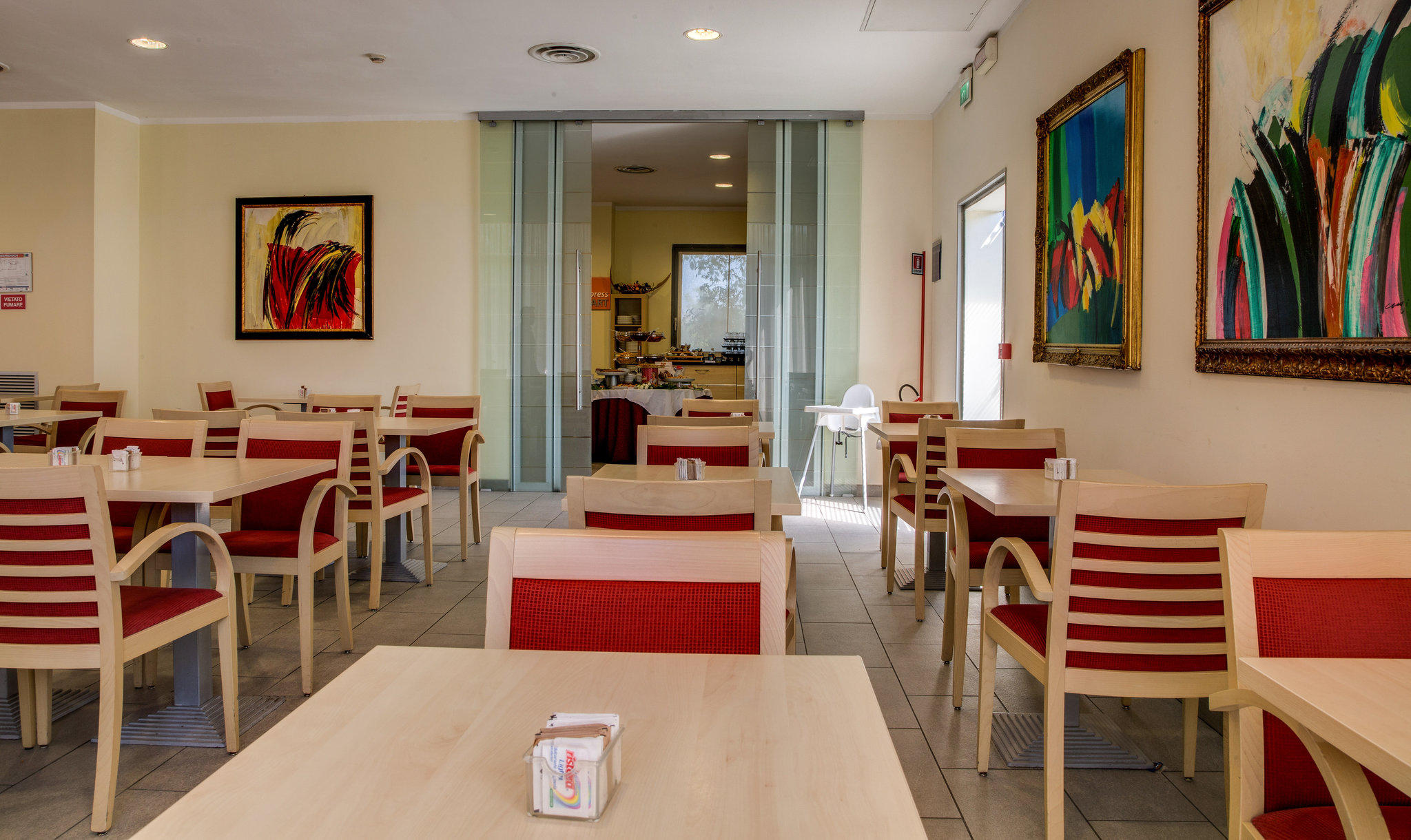 Фото Holiday Inn Express Parma