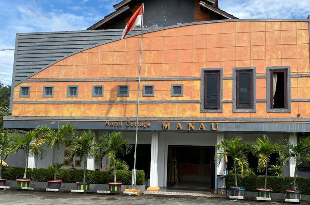 Фото Hotel Manau & Cottages