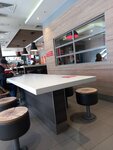 Rostic's (Karla Marksa Square, 2), comida rápida
