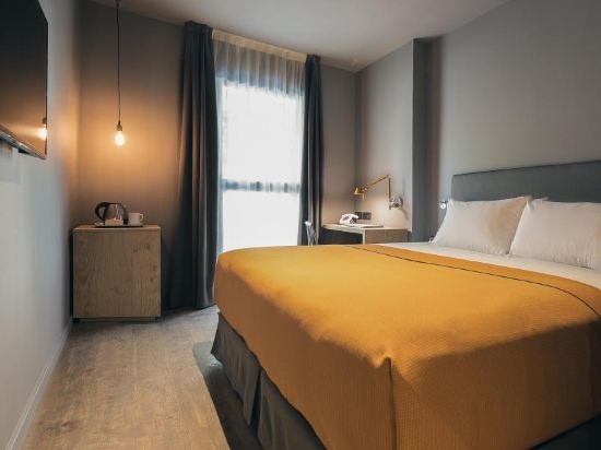 Фото Yurbban Trafalgar Hotel