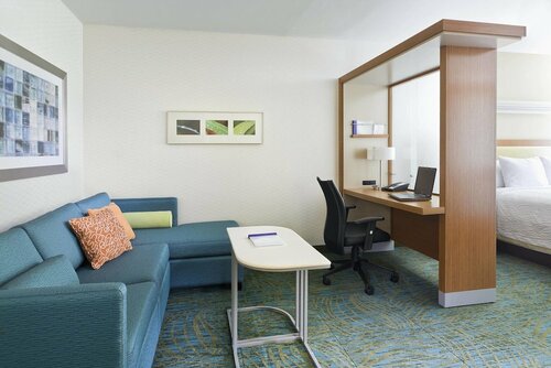 Гостиница SpringHill Suites by Marriott Philadelphia Langhorne в Трентоне