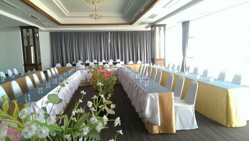 Гостиница Blu Hotel в Накхонпханоме