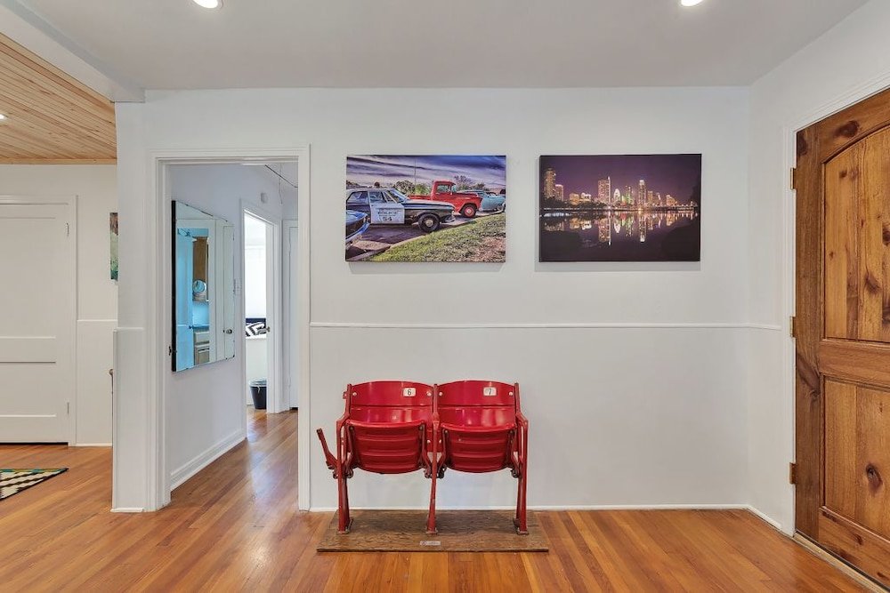 Фото 2br Newly Remodeled Stylish Rosedale House by RedAwning