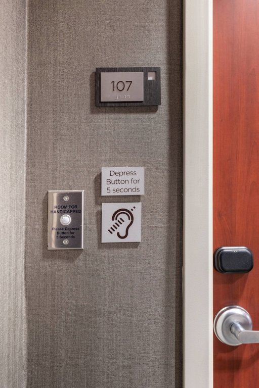 Фото Courtyard San Diego Oceanside