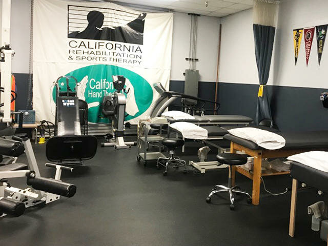 Medical center, clinic California Rehabilitation and Sports Therapy - Irvine, Mauchly, Irvine, photo