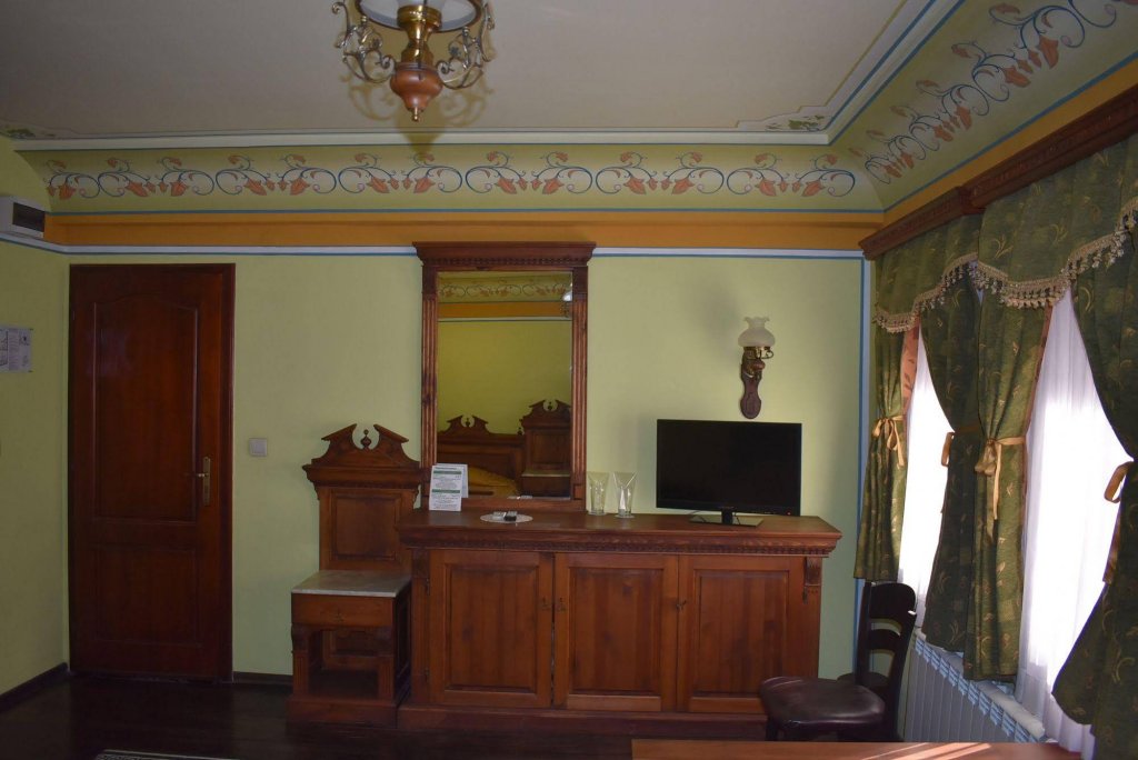 Фото Family Hotel at Renaissance Square