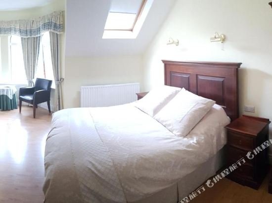 Фото Oyo Avenue House