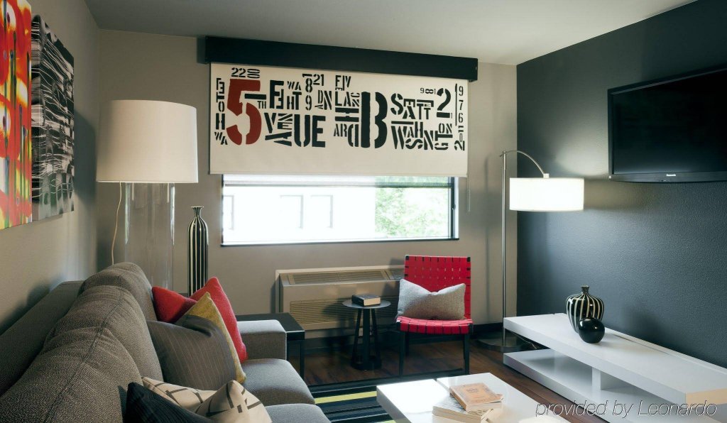 Фото Staypineapple, Hotel Five, Downtown Seattle