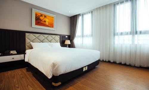 Фото Yolowa hotel